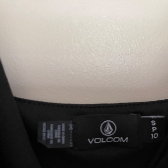 Volcolm - Mojo Dojo dress - Picture 3 of 5